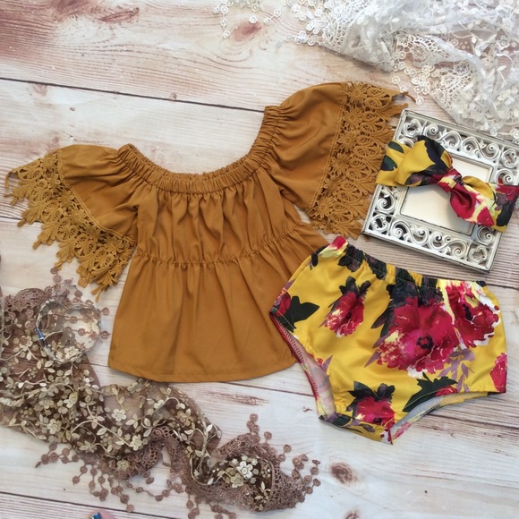 Other - Boutique Baby Girls Trendy 3pc Outfit